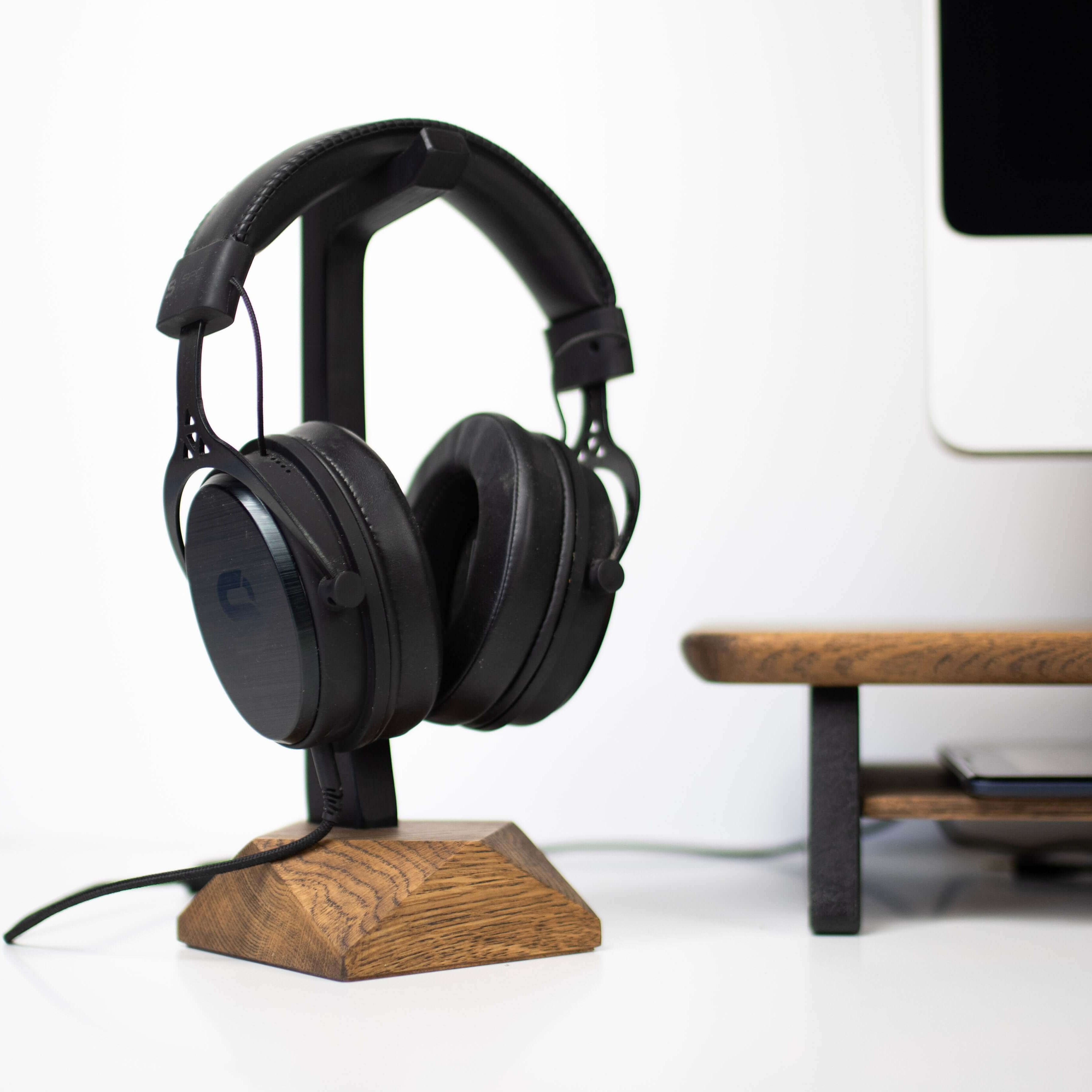 MINIMALISTIC HEADPHONE STAND - Chopzwood