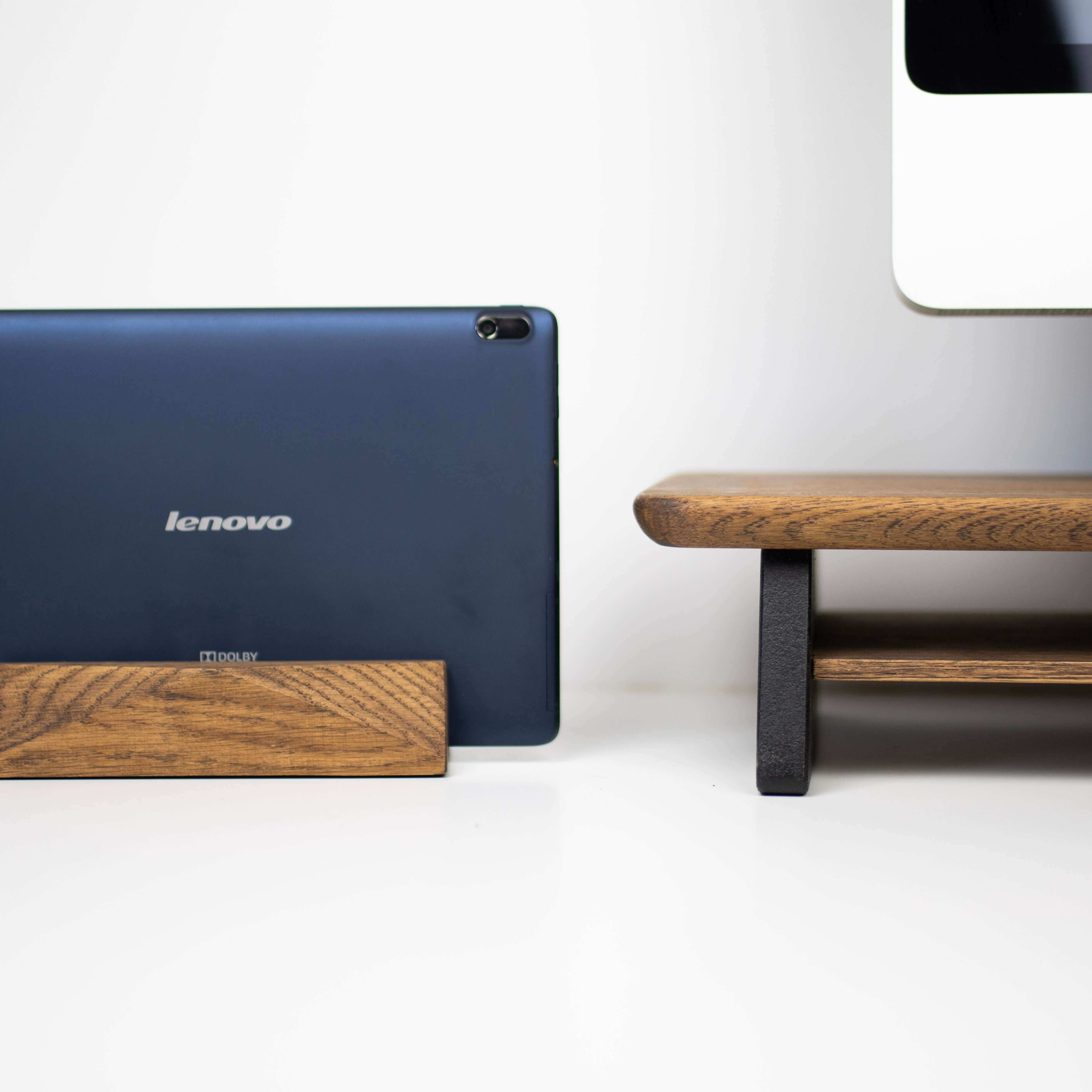 VERTICAL MINIMALISTIC MACBOOK STAND - Chopzwood