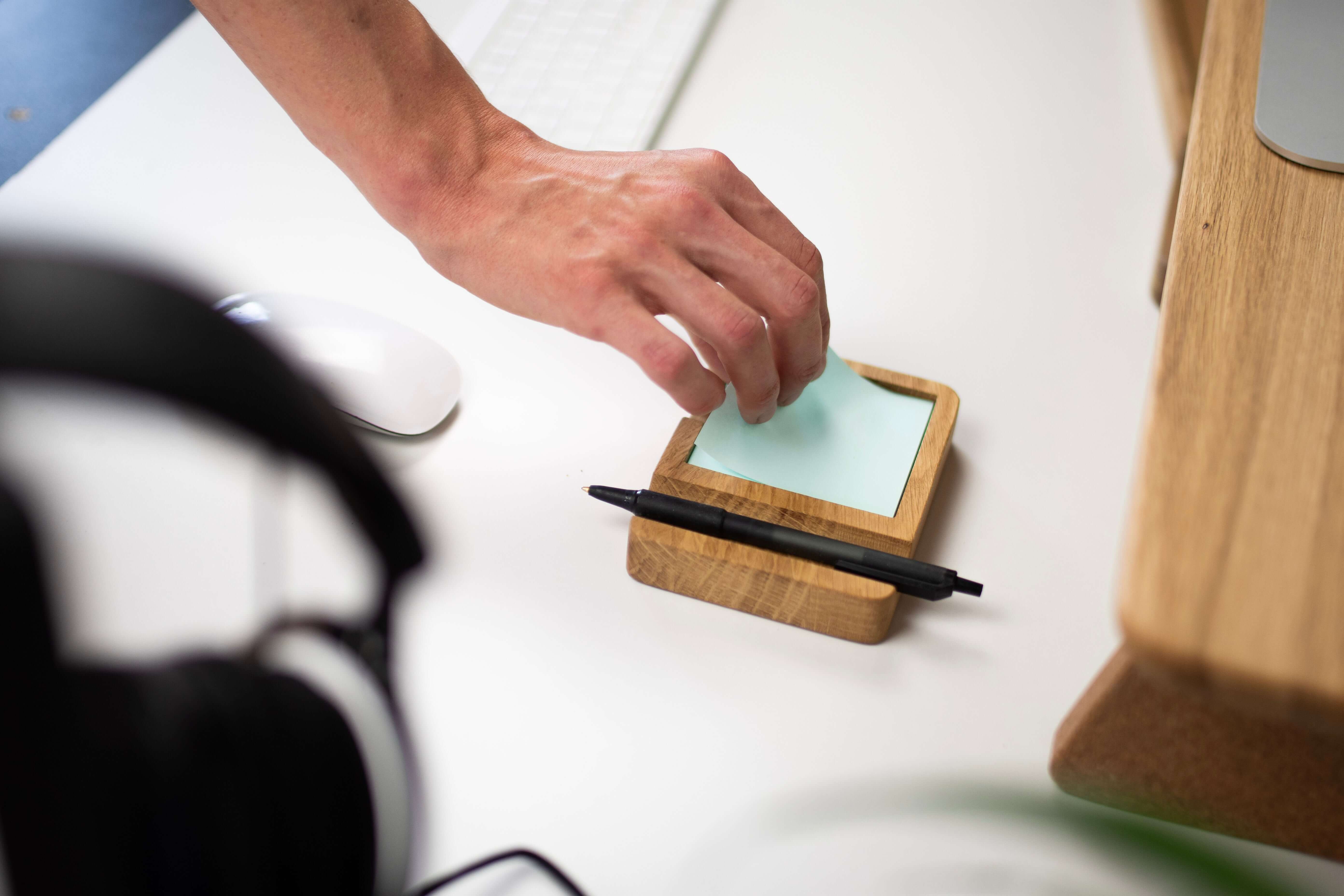 STICKY NOTE TRAY - Chopzwood